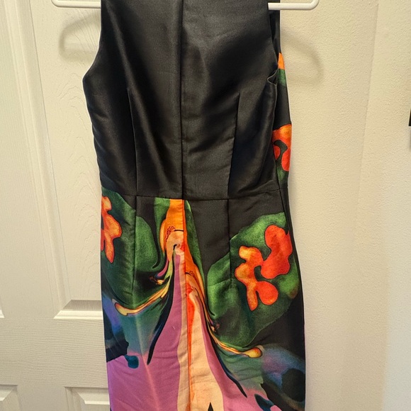 Carlisle Vibrant Floral Midi Dress - Picture 2 of 4